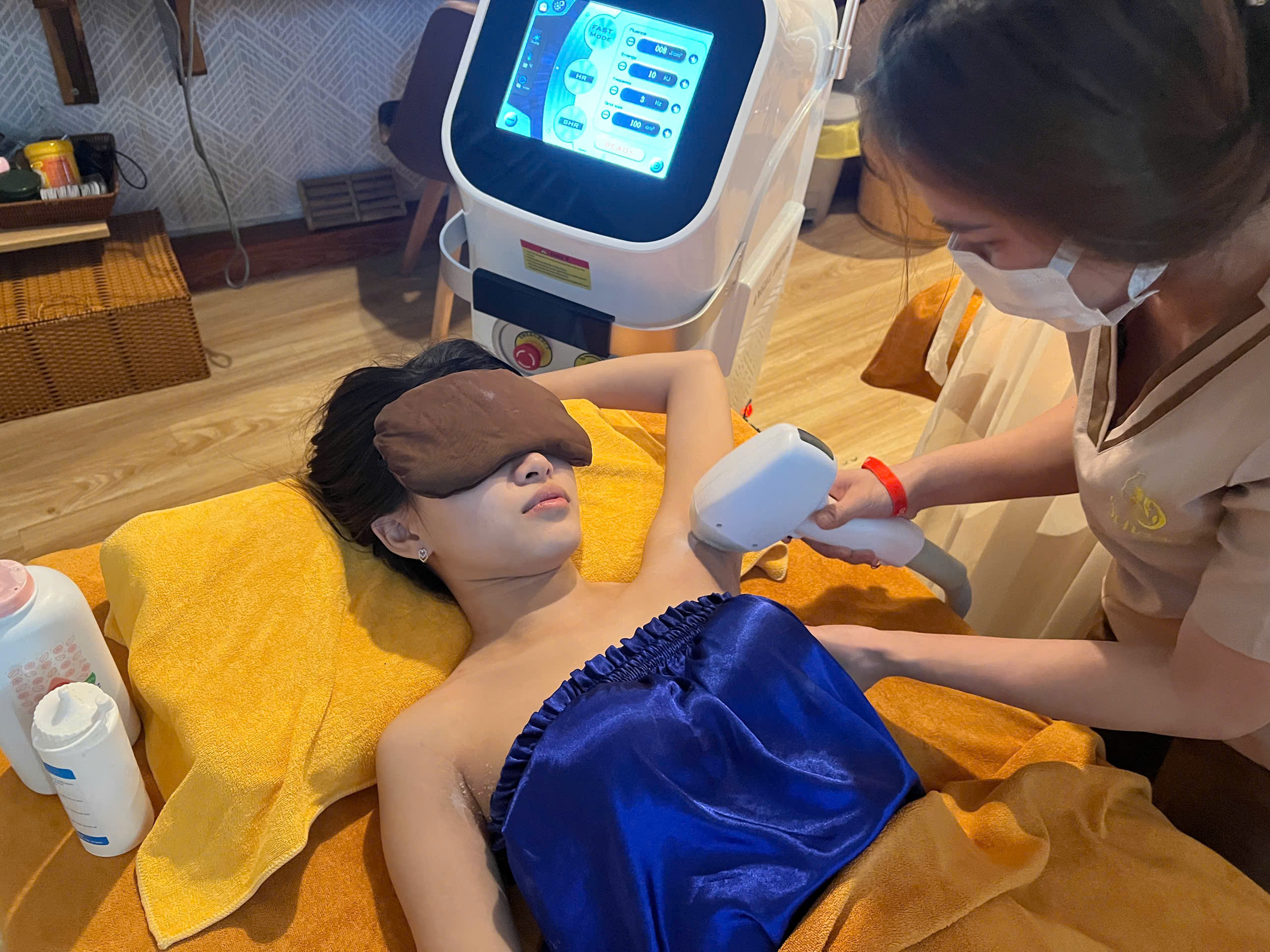 Triệt lông – Wax lông